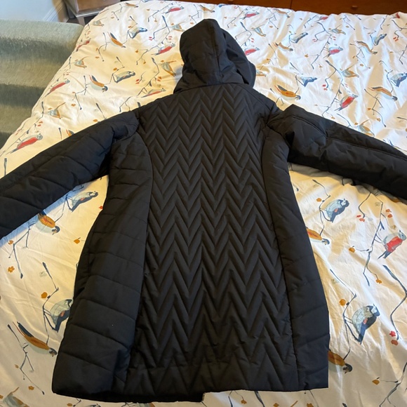 Guess Mid-length Puffer Coat - Picture 3 of 4